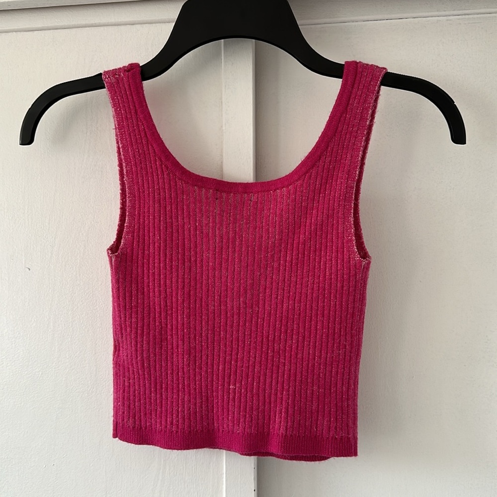 Pink Cropped Tank - Picture 4 of 4